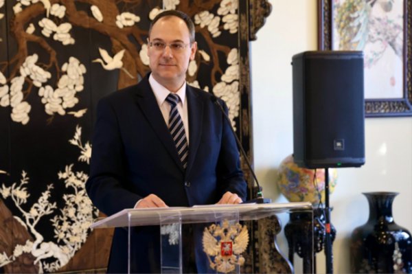 俄罗斯驻华大使馆举行“友谊勋章”授予典礼